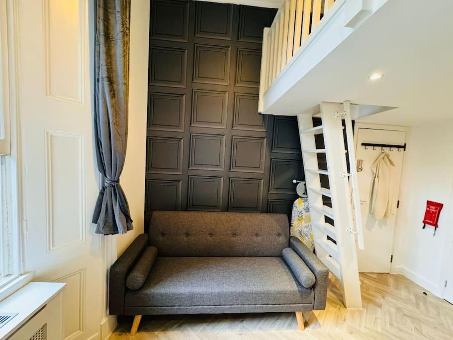 Trio'S Haven In Portebello Road London Kültér fotó